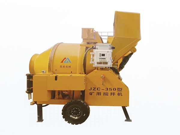 礦用濕噴臺(tái)車(chē)，礦用混凝土泵，礦用攪拌機(jī)發(fā)貨